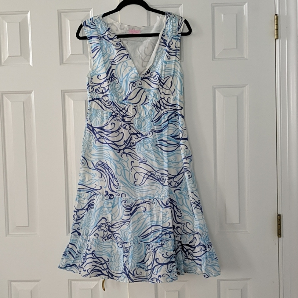 Lilly Pulitzer dress. Reposhed.